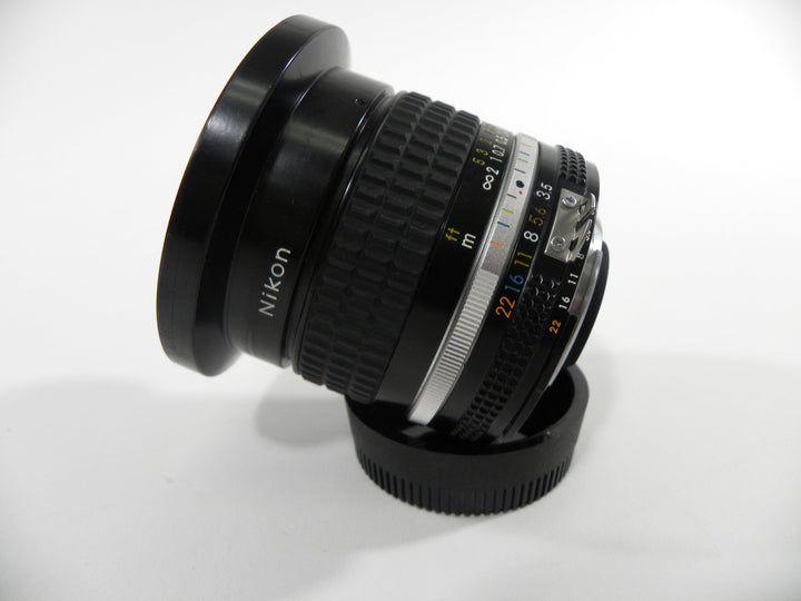 Nikon Nikkor 18mm f3.5 Ai-s lens Lenses Small Format - Nikon F Mount Lenses Manual Focus Nikon 193501