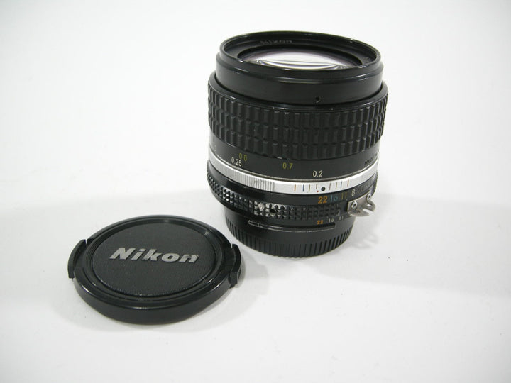 Nikon Nikkor 28mm f2.8 Ais Lenses Small Format - Nikon AF Mount Lenses Nikon 644813