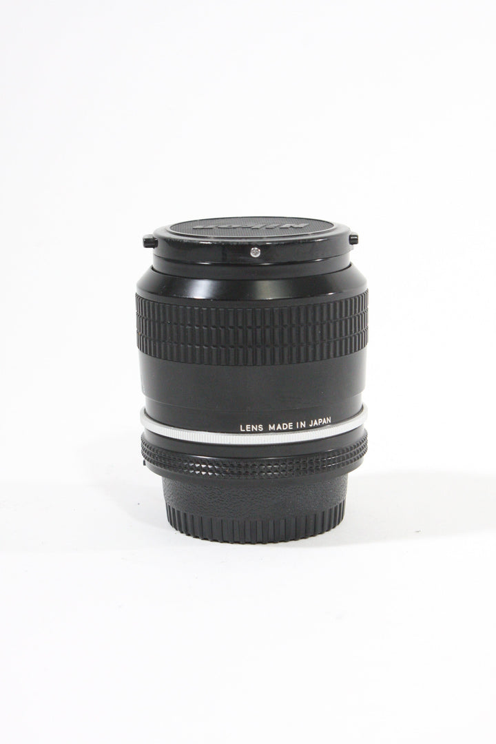 Nikon Nikkor 28mm f2 Lenses Small Format - Nikon F Mount Lenses Manual Focus Nikon 343295