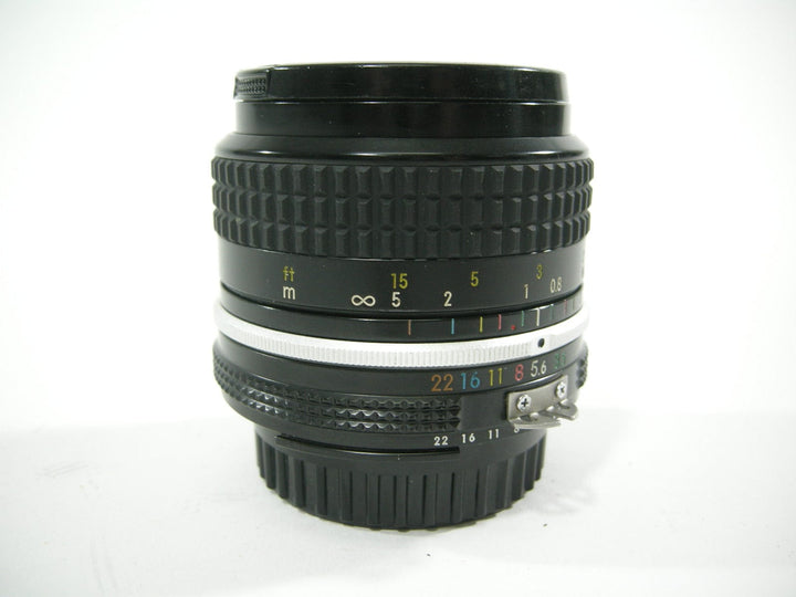 Nikon Nikkor 28mm f3.5 Ai Lenses Small Format - Nikon F Mount Lenses Manual Focus Nikon 1948975