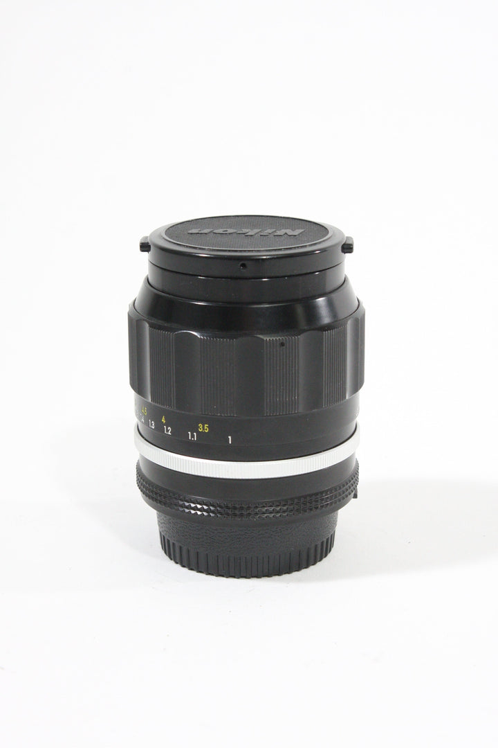 Nikon Nikkor P.C. 105mm f2.5 Lenses Small Format - Nikon F Mount Lenses Manual Focus Nikon 513640