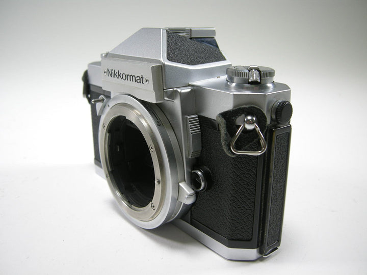 Nikon Nikkormat 35mm SLR Film Camera Body Only 35mm Film Cameras - 35mm SLR Cameras Nikkormat 5018678