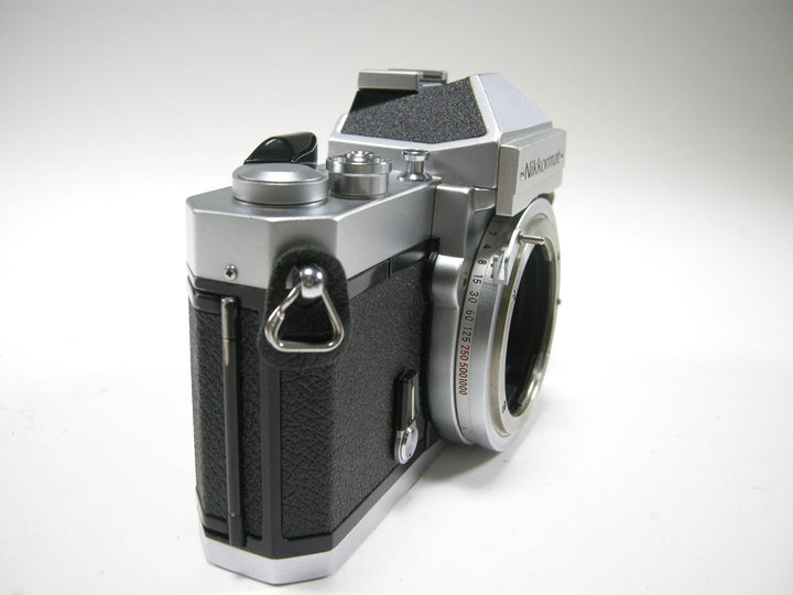 Nikon Nikkormat 35mm SLR Film Camera Body Only 35mm Film Cameras - 35mm SLR Cameras Nikkormat 5018678