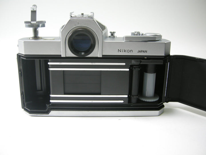 Nikon Nikomat 35mm SLR Camer w/50mm f1.8 35mm Film Cameras - 35mm SLR Cameras Nikon 3168311