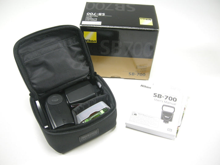 Nikon SB-700 Speedlight Flash Units and Accessories - Shoe Mount Flash Units Nikon 3068117