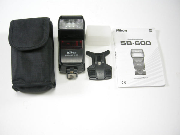 Nikon SB600 Speedlight Flash Units and Accessories - Shoe Mount Flash Units Nikon 2102001
