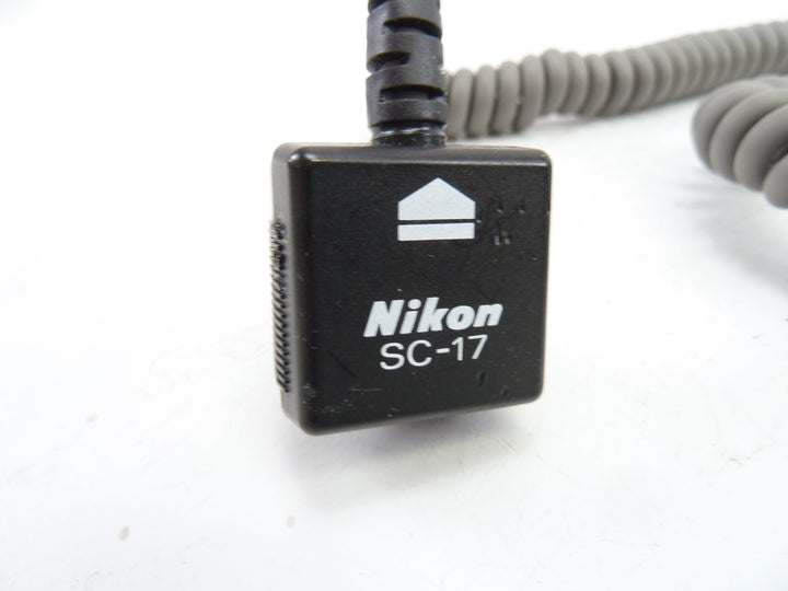 Nikon SC-17 TTL Extension Cord Flash Units and Accessories - Flash Accessories Nikon 11212314
