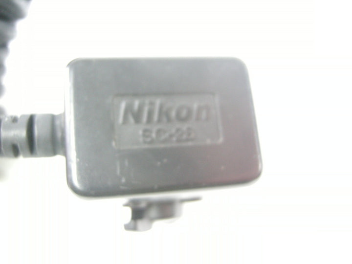 Nikon SC-28 TTL Remote Cord Remote Controls and Cables - Wired Camera Remotes Nikon SC28U3