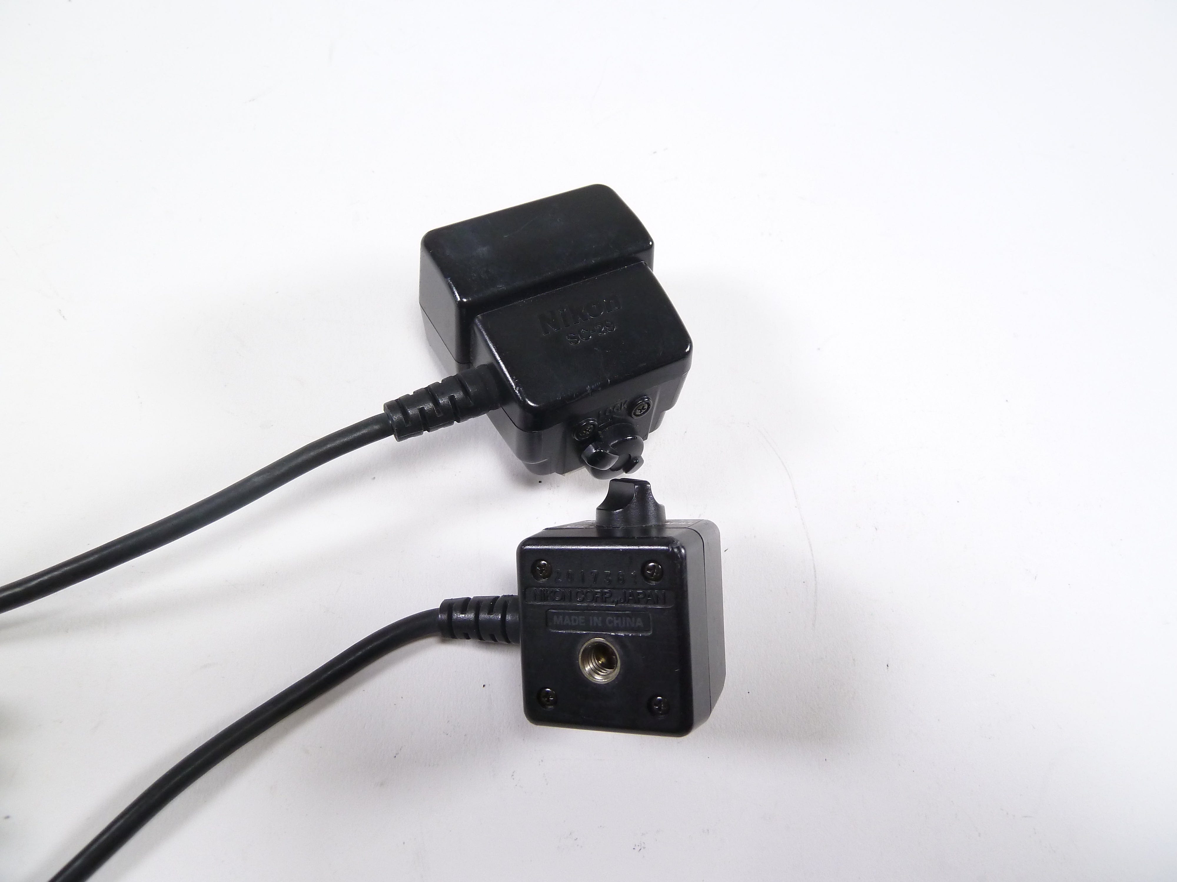 Nikon SC-15 Câble Synchro X Extensible 1 M - Pour Reflex Et Flash ISO Avec Prise Synchro