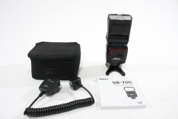 Nikon Speedlight SB-700 Flash Flash Units and Accessories - Shoe Mount Flash Units Nikon 2650565