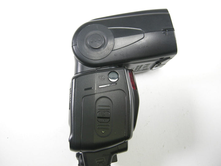 Nikon Speedlight SB-700 Flash Units and Accessories - Shoe Mount Flash Units Nikon 2010200