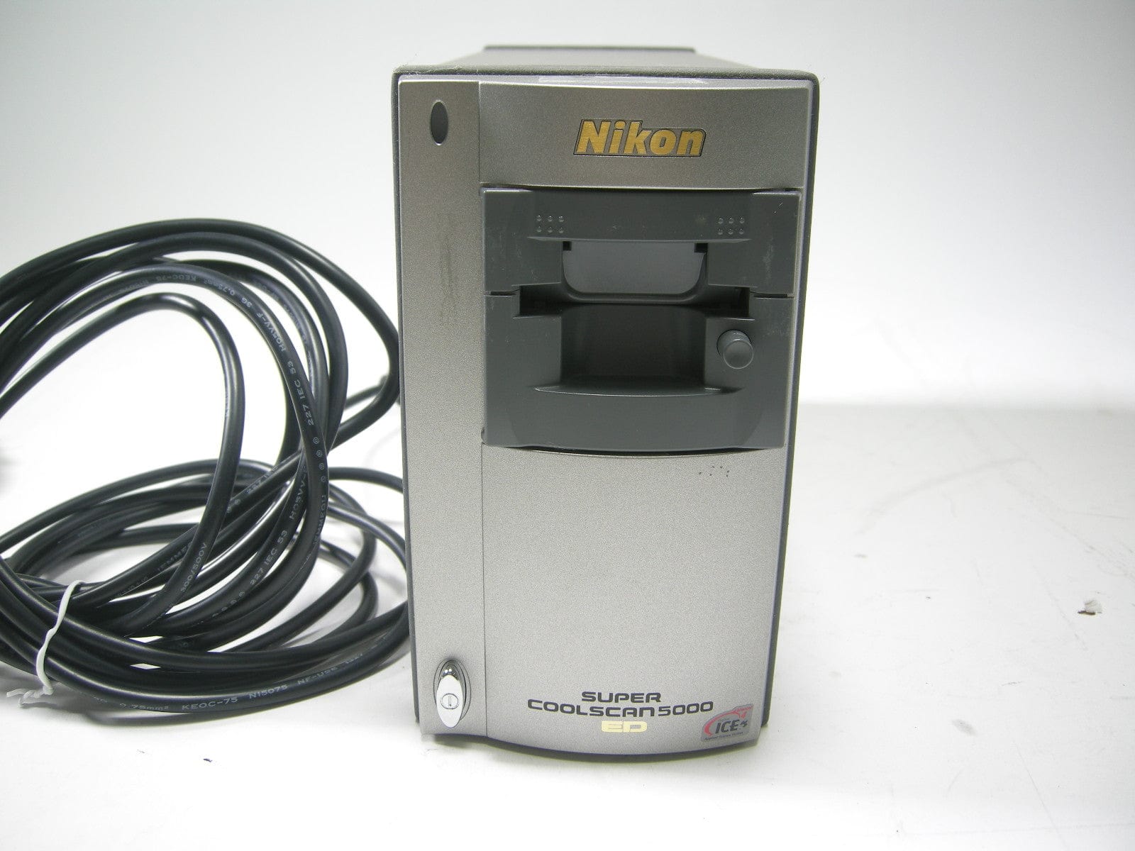 Nikon Super Coolscan 5000 ED w/SA-21 Film Strip Adapter – Camera Exchange