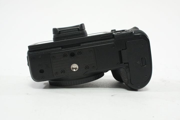 Nikon Z 6 II Mirrorless Digital Camera Body with Shutter Count of 16,795 Digital Cameras - Digital Mirrorless Cameras Nikon 3070950