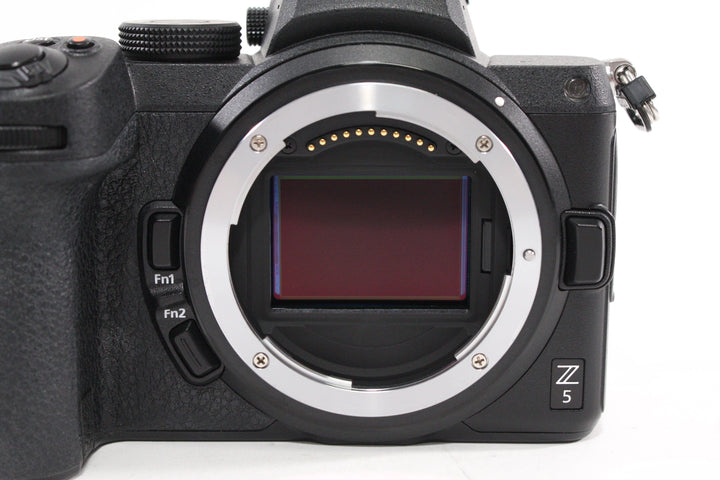 Nikon Z5 Body Shutter Count 52815 Digital Cameras - Digital Mirrorless Cameras Nikon 7825280