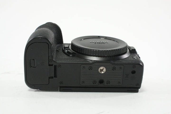 Nikon Z6 Mirrorless  Digital Camera Body with Shutter Count 202 Digital Cameras - Digital Mirrorless Cameras Nikon 3018678