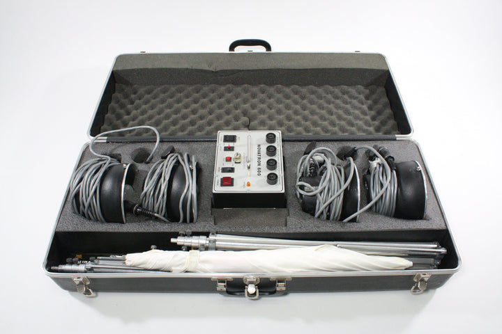 Novatron Studio Strobe  Kit - 600 Studio Lighting and Equipment - Wired Flash Heads Novatron NovatronKit600