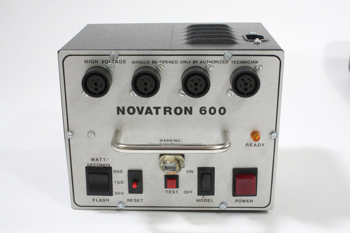 Novatron Studio Strobe  Kit - 600 Studio Lighting and Equipment - Wired Flash Heads Novatron NovatronKit600