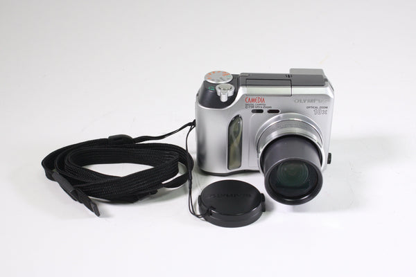 Olympus C-730 - selling AS IS for Parts Only Digital Cameras - Digital Point and Shoot Cameras Olympus 247712328