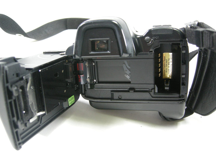 Olympus IS-2DLX 35mm Camera 35mm Film Cameras - 35mm Point and Shoot Cameras Olympus 1090049