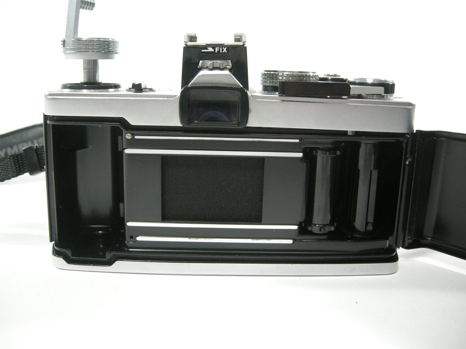 84！☆OLYMPUS OM-1 + 50mm F1.8 Olympus OM-1 35mm Film Camera + Zuiko 50mm f/1.8 Lens – Clean