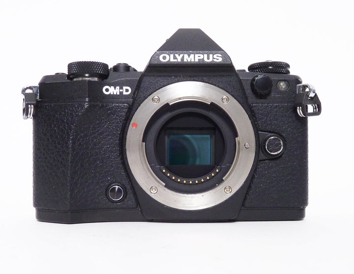 Olympus OM-D E-M5II Black Camera Body - Shutter Count 27944 Digital Cameras - Digital Mirrorless Cameras Olympus BHE44535