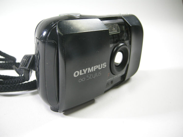 Olympus Stylus 35mm film camera (Black) 35mm Film Cameras - 35mm Point and Shoot Cameras Olympus 1097934