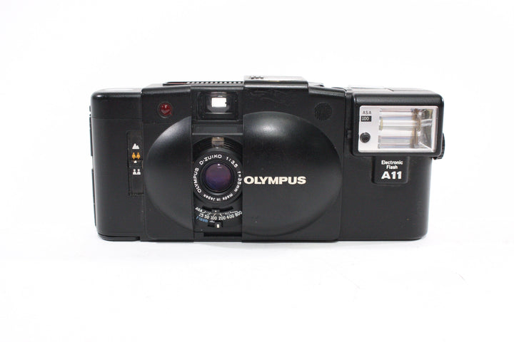 Olympus XA2 with A11 Flash (Flash does not work) 35mm Film Cameras - 35mm Point and Shoot Cameras Olympus 090324116