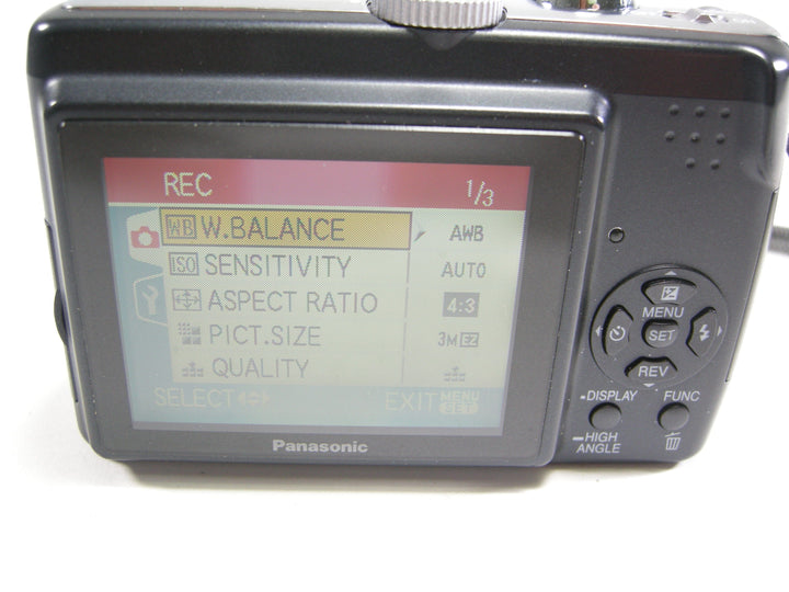 Panasonic DMC-LZ7 7.2mp Digital Camera Digital Cameras - Digital Point and Shoot Cameras Panasonic A05435R