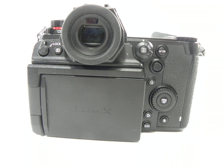 Panasonic Lumix DC-S1H 24.2mp Digital Mirrorless Body Only Shutter Ct 150 Digital Cameras - Digital Mirrorless Cameras Panasonic WJ9SA001573