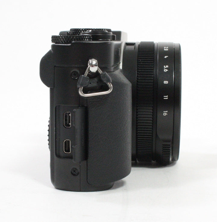 Panasonic Lumix DMC-LX100 Digital Camera Digital Cameras - Digital Point and Shoot Cameras Panasonic WT7AG002597