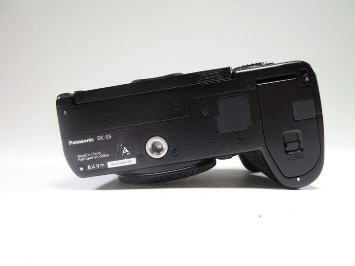Panasonic Lumix S5 Body Shutter Count 13,824 Digital Cameras - Digital Mirrorless Cameras Panasonic WJ2SB002281