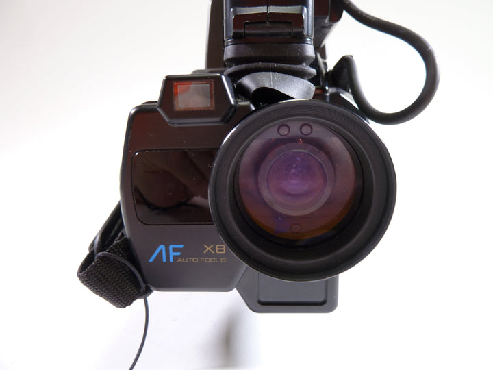 Panasonic PV-330D Digital AF OmniMovie HQ Camcorder Movie Cameras and Accessories Panasonic B8WA20413