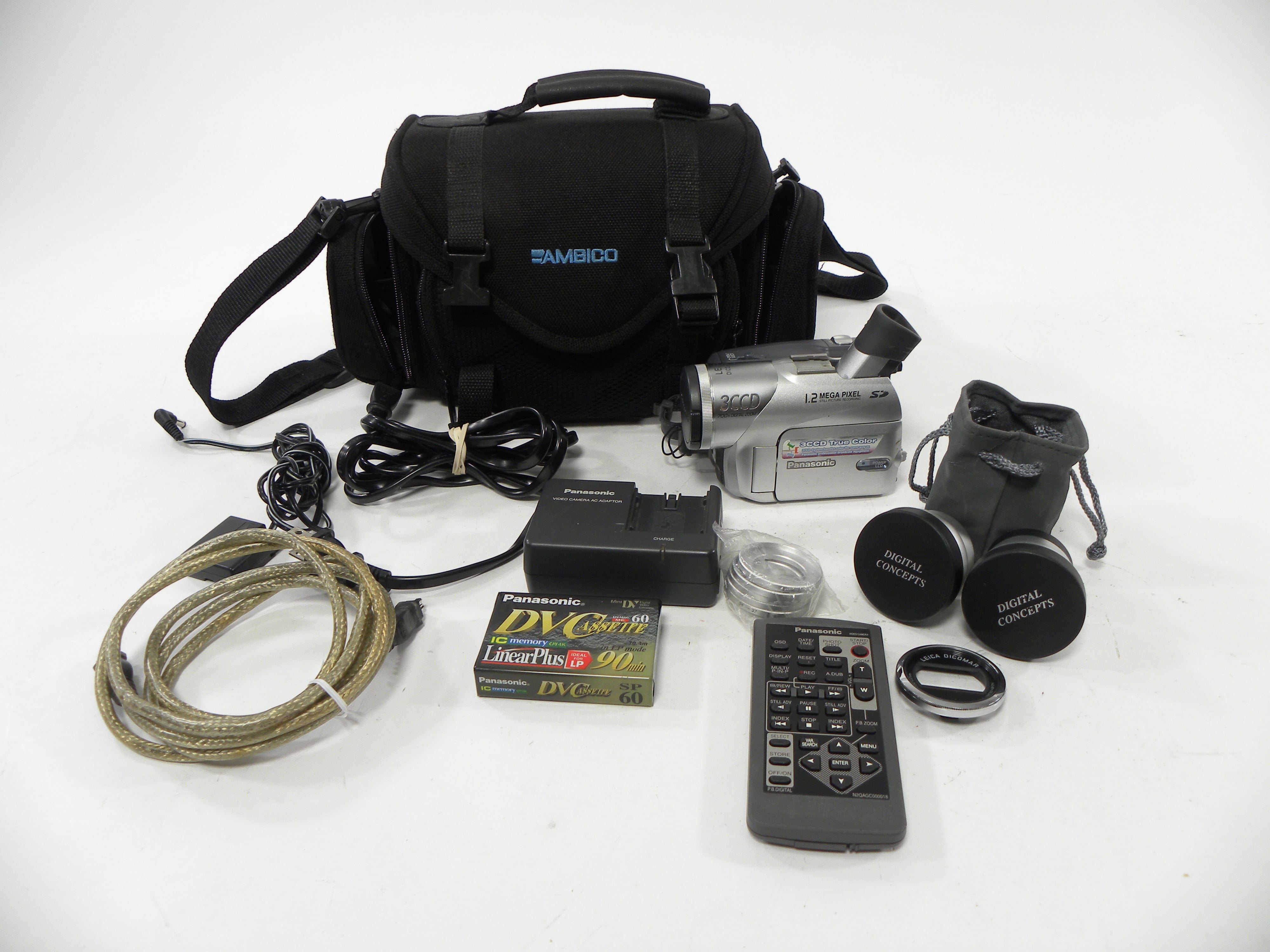 Panasonic　NV-GS120　MiniDV対応　ビデオカメラ Panasonic NV-GS120 Mini DV Digital Video Camera Camcorder 3CCD, US