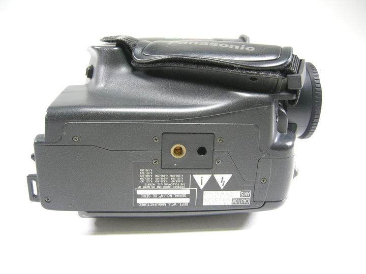 Panasonic PV-IQ403 VHSc Camcorder Video Equipment - Video Camera Panasonic 137417074