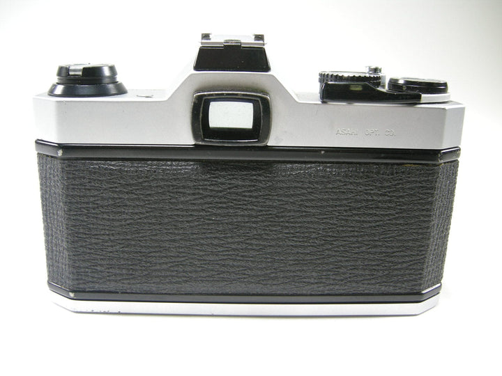 Pentax K-1000 35mm SLR camera w/SMC Pentax-M 50mm f1.7 35mm Film Cameras - 35mm SLR Cameras - 35mm SLR Student Cameras Pentax 7624265