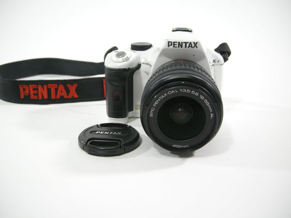 Pentax K-X 12.4mp Digital SLR w/Pentax DAL 18-55mm f3.5-5.6 AL Digital Cameras - Digital SLR Cameras Pentax 3897841