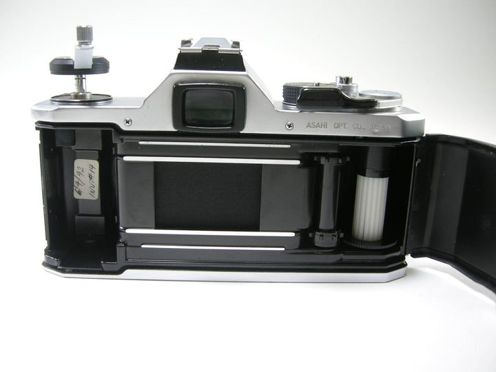 Pentax MX 35mm SLR w/SMC Pentax-M 50mm f1.7 35mm Film Cameras - 35mm SLR Cameras - 35mm SLR Student Cameras Pentax 9402861