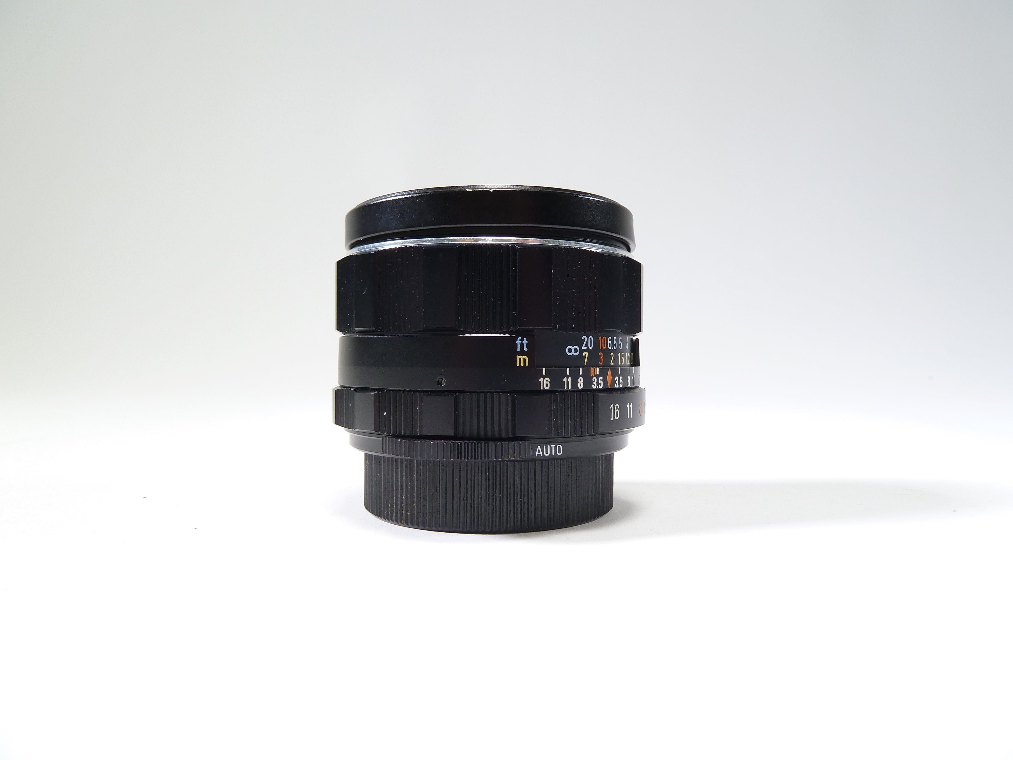 Pentax Super-Takumar 28mm f/3.5 M42 Mount Lens