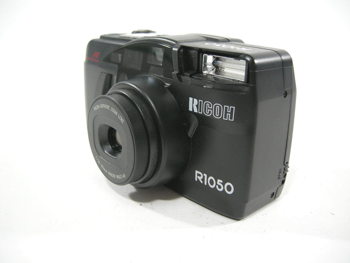 Ricoh R1050 35mm film camera 35mm Film Cameras - 35mm Point and Shoot Cameras Ricoh DN161810