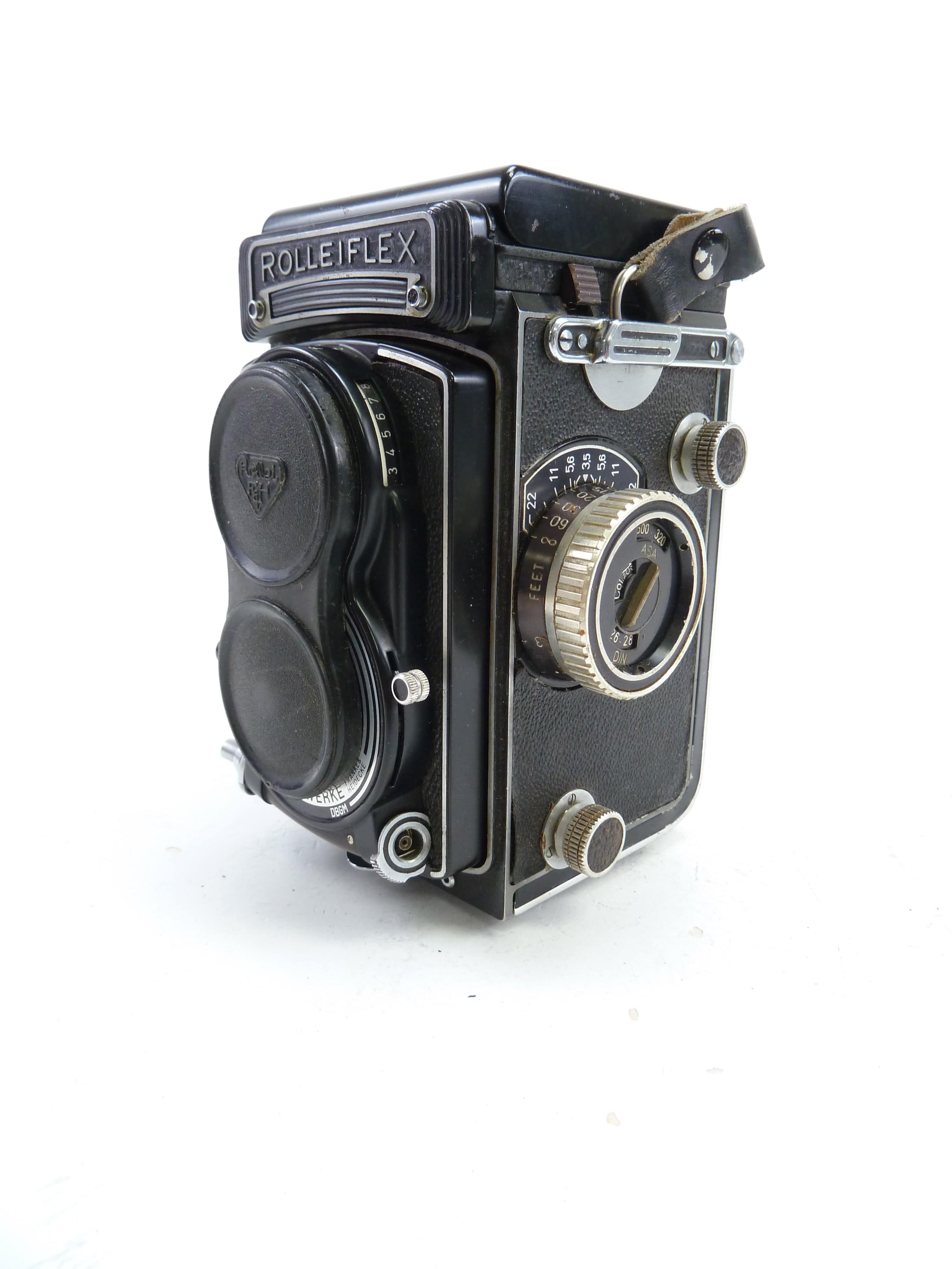 Rolleiflex T Twin Lens Reflex Camera with Zeiss Tessar 75MM f3.5 Lens