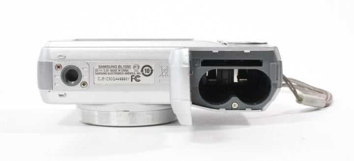 Samsung BL1050 Digital Camera 5x Zoom 10.2mp Digital Cameras - Digital Point and Shoot Cameras Samsung CJ51C300A49993Y