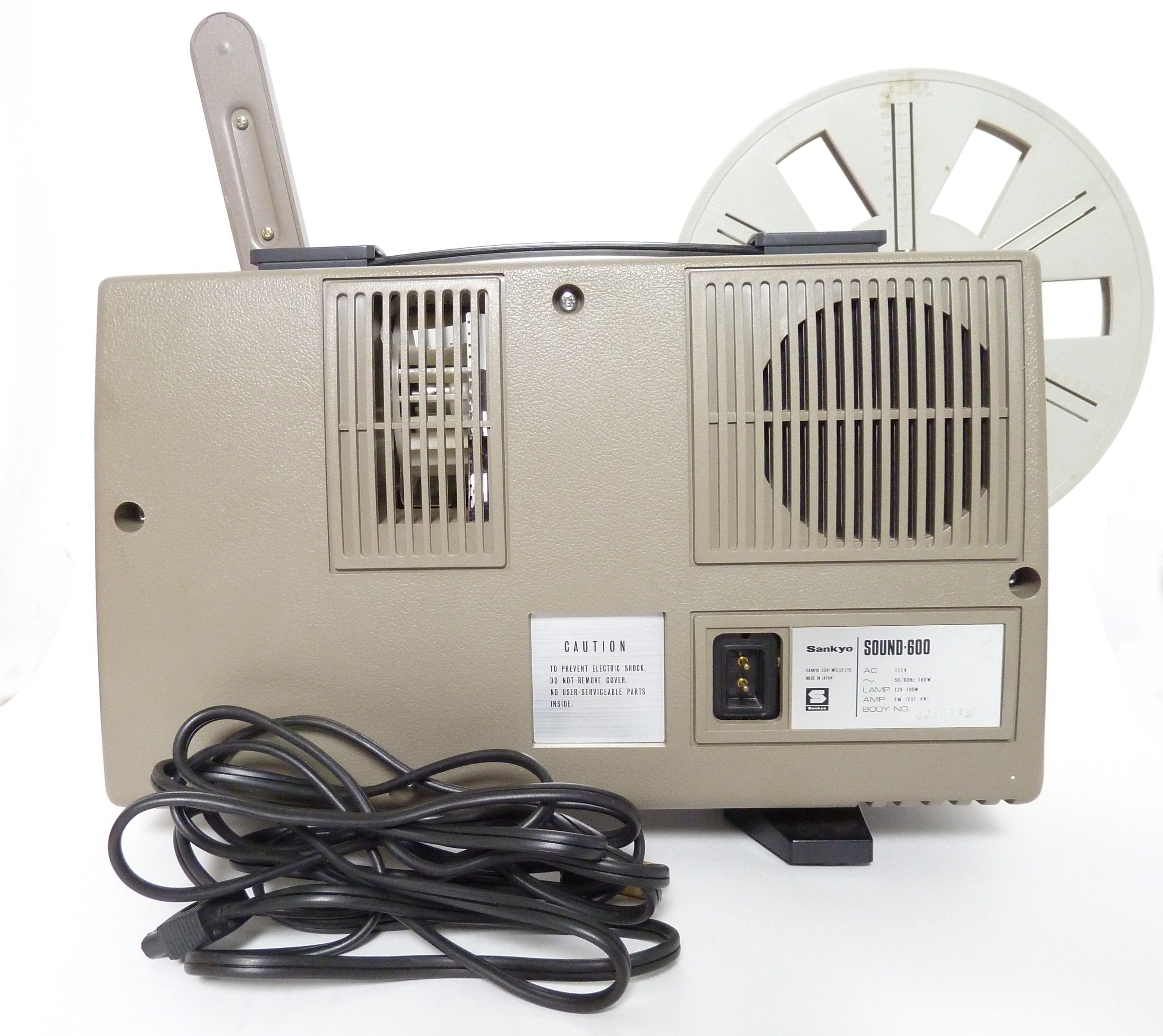 Sankyo Super 8/ Single 8 Magnetic Sound - 600 Projector – Camera