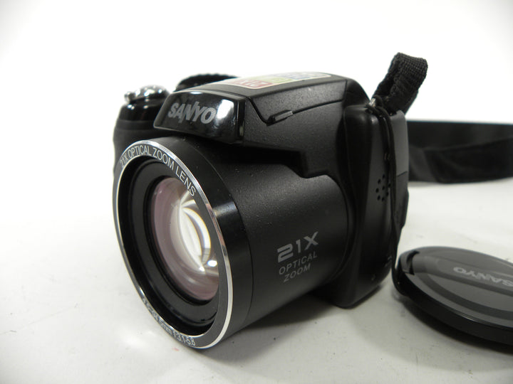 Sanyo VPC-E2100 Bridge 14.0mp Digital Camera Digital Cameras - Digital Point and Shoot Cameras sanyo 11091017527