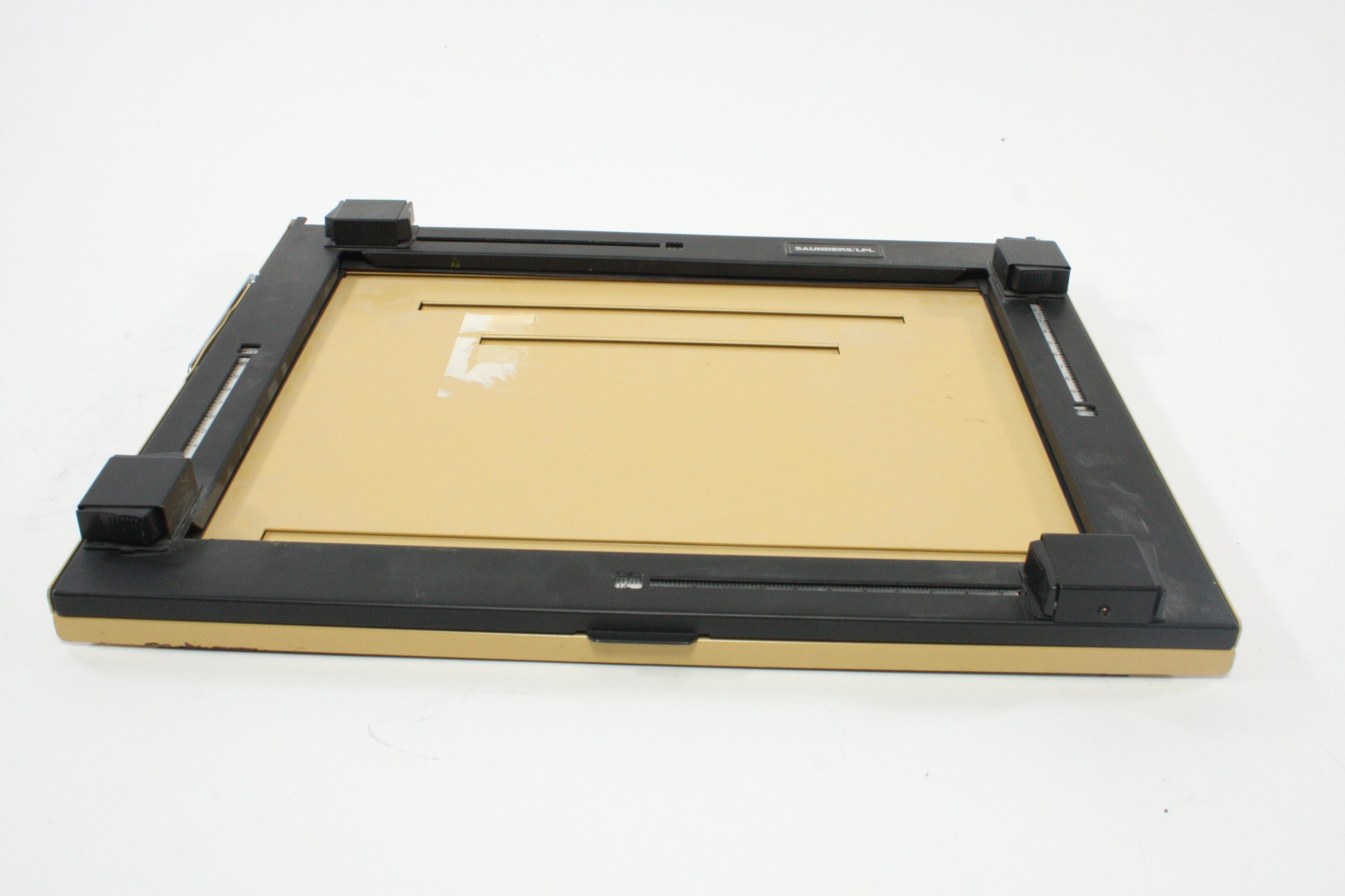 Saunders Master Easel 11x14 イーゼル 公式通販