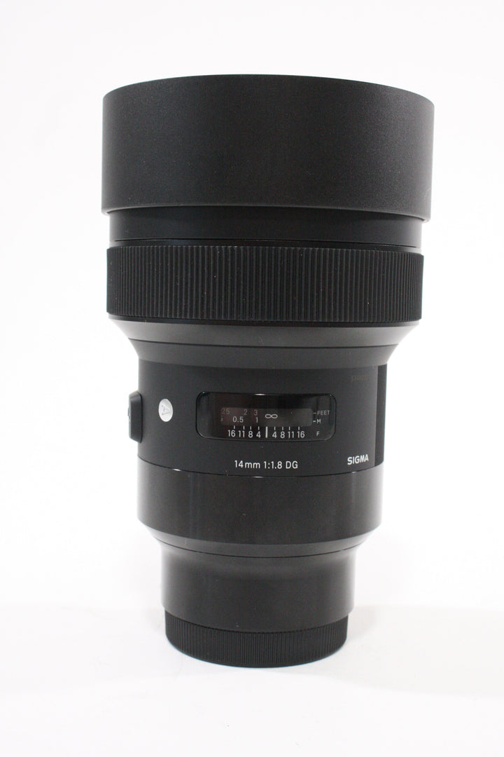 Sigma 14 mm f/1.8 DG for Sony E Lenses Small Format - Sony E and FE Mount Lenses Sigma 53499001