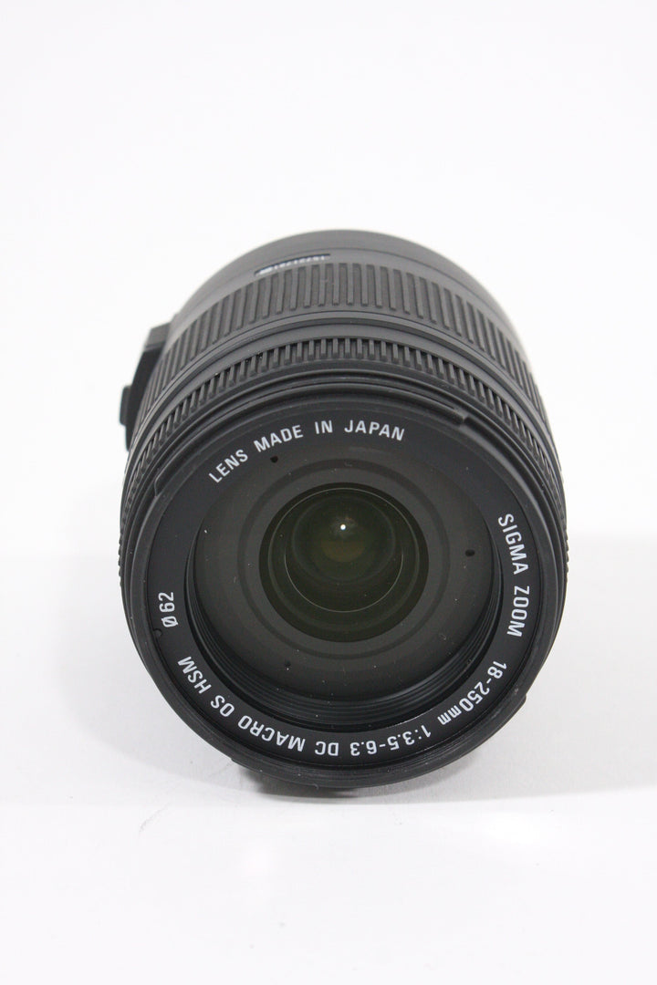 Sigma 18-250mm F3.5-6.3 DC Macro OS HSM Lens Lenses Small Format - Nikon AF Mount Lenses - Nikon AF Full Frame Lenses Sigma 15721781