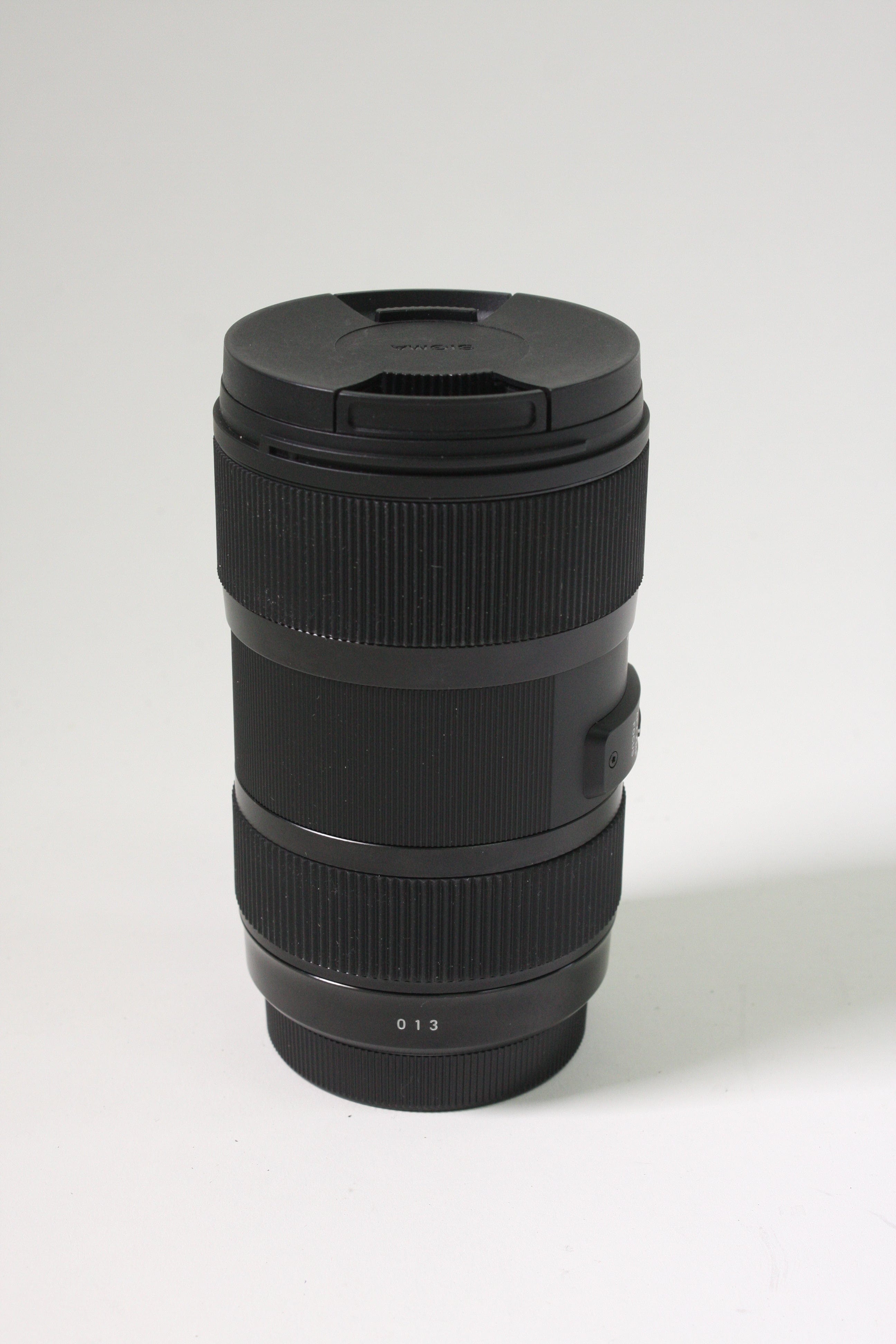 Sigma 18–35mm F1.8 DC Canon EF Amazon.com : Sigma 18-35mm F1.8 Art DC HSM Lens for Canon, Black