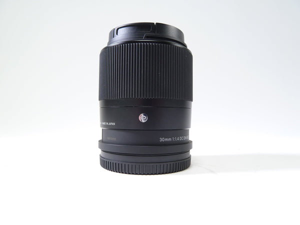 Sigma 30mm f/1.4 DC DN Lens for L Mount Lenses Small Format - L Mount Lenses Sigma 55013702