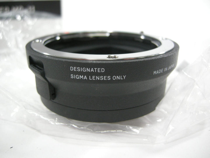 Sigma MC-11 Adapter for Canon EF to Sony E Lens Adapters and Extenders Sigma 55097403