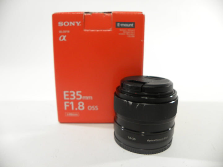 Sony 35mm f1.8 OSS E Mount Lenses Small Format - Sony E and FE Mount Lenses Sony 2180911